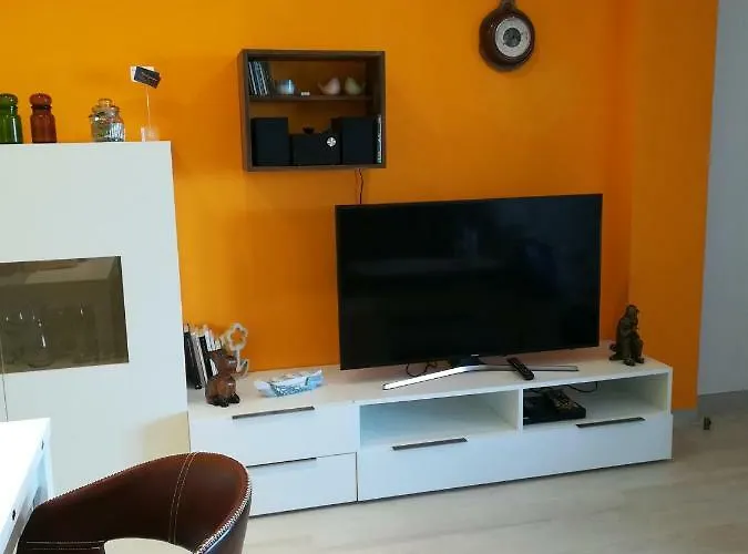 Albatros House Ля Эскала